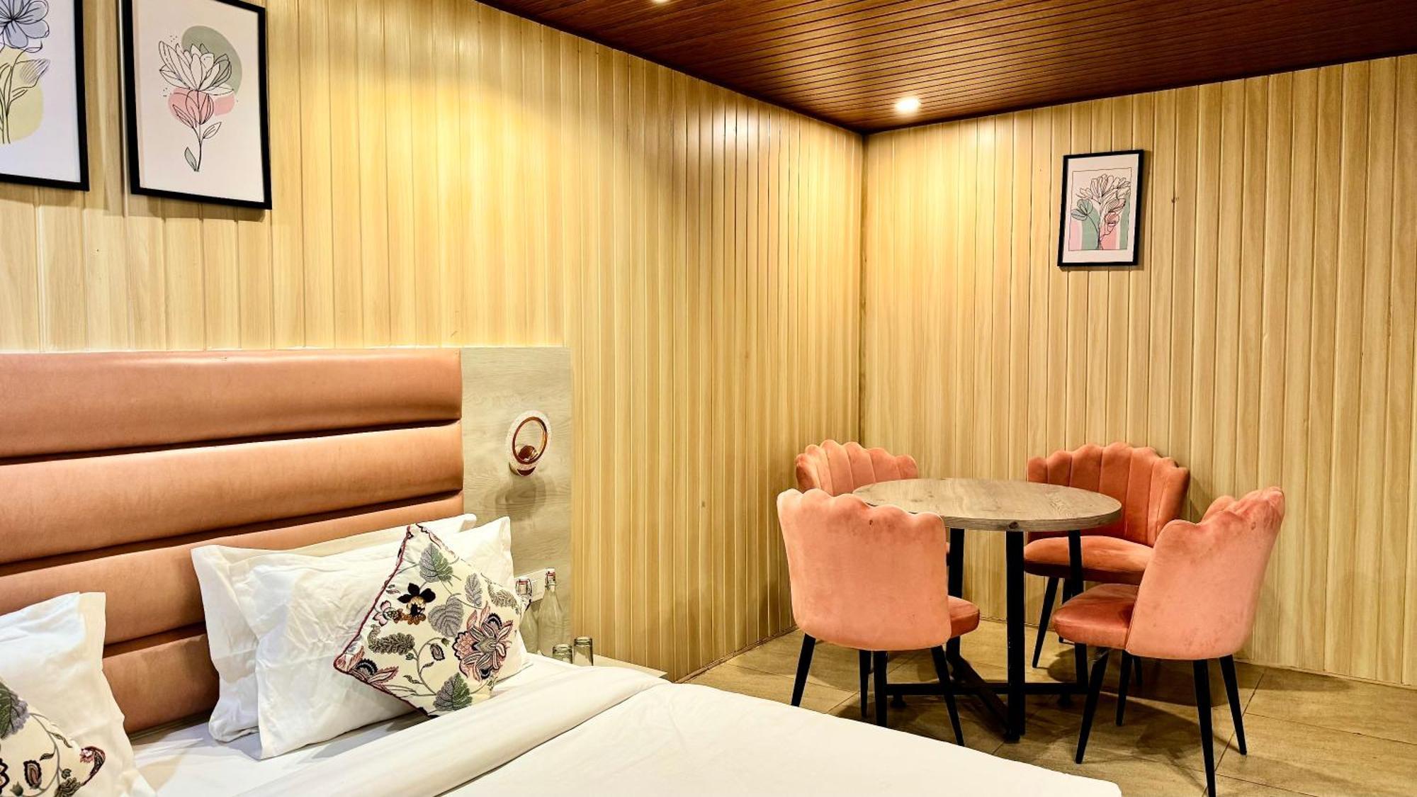 Hotel Pride Inn - 800 Mts From Mall Road Mussoorie Exterior foto